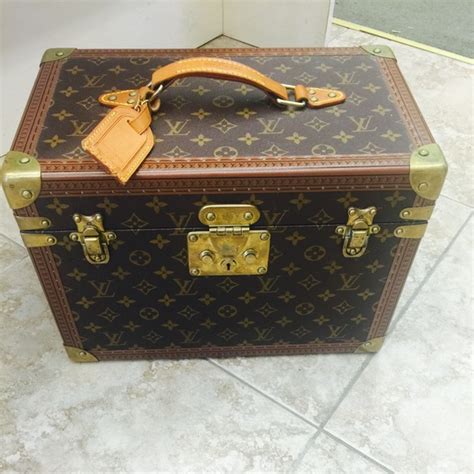 louis vuitton trunk authentication|identifying authentic louis vuitton.